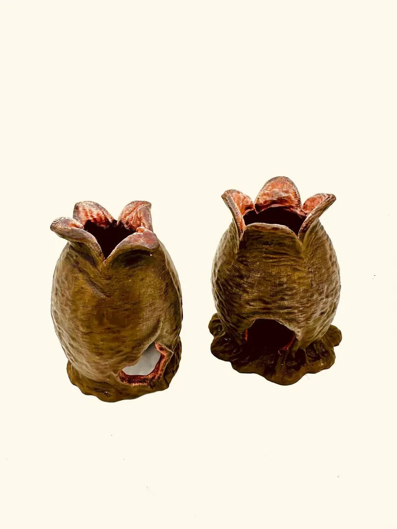 Alien Egg Hideout | Otherworldly Two-Piece Shelter Set Secondary image
