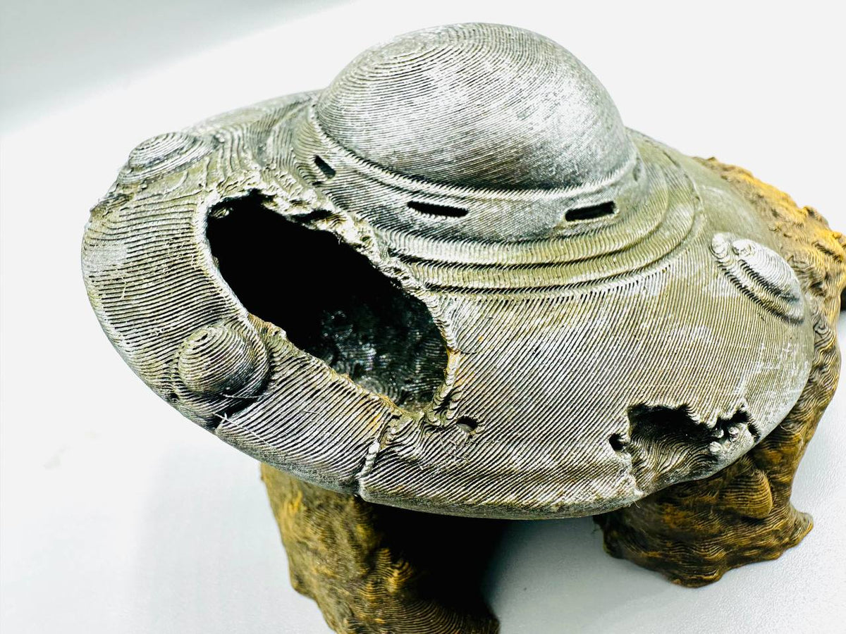 Crashed UFO Hideout — original designer photo 8; painted examples, product supplied unpainted