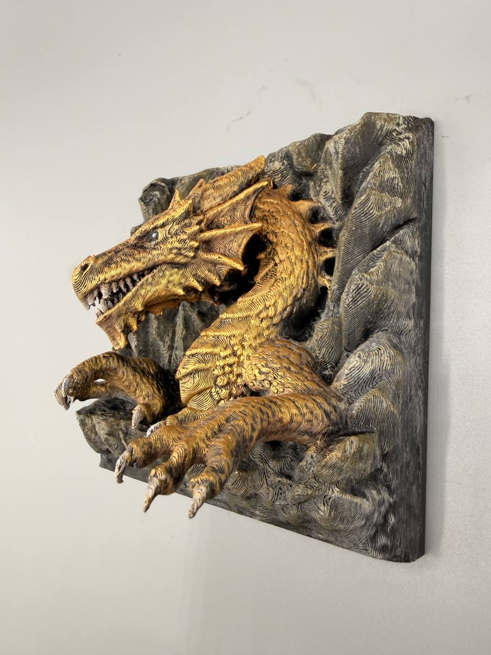 Dragon Guardian sculpted background — original designer photo 4