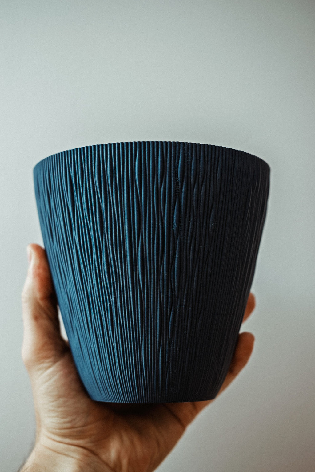 Ikigaiform Dusk Shadow Wave Planter, original gallery image 11