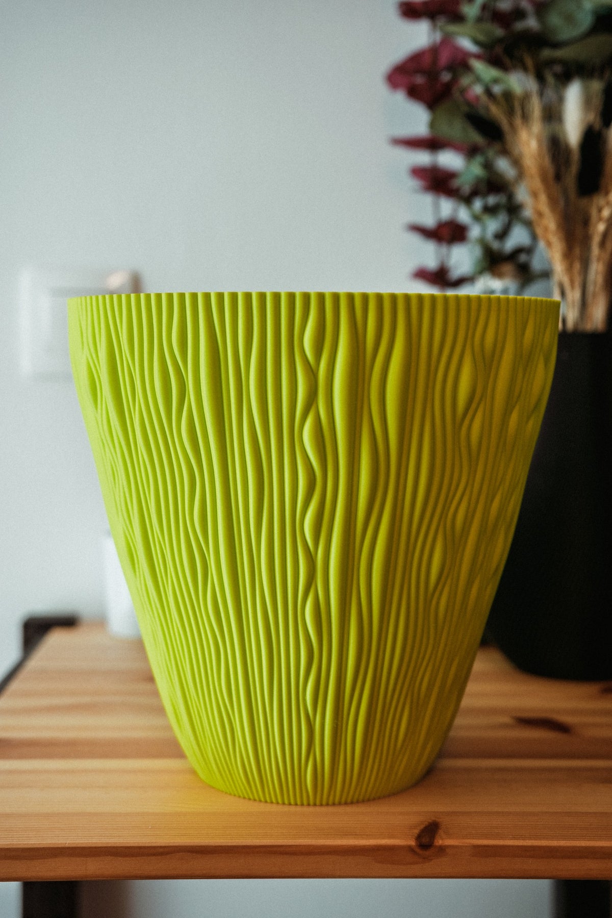 Ikigaiform Dusk Shadow Wave Planter, original gallery image 13
