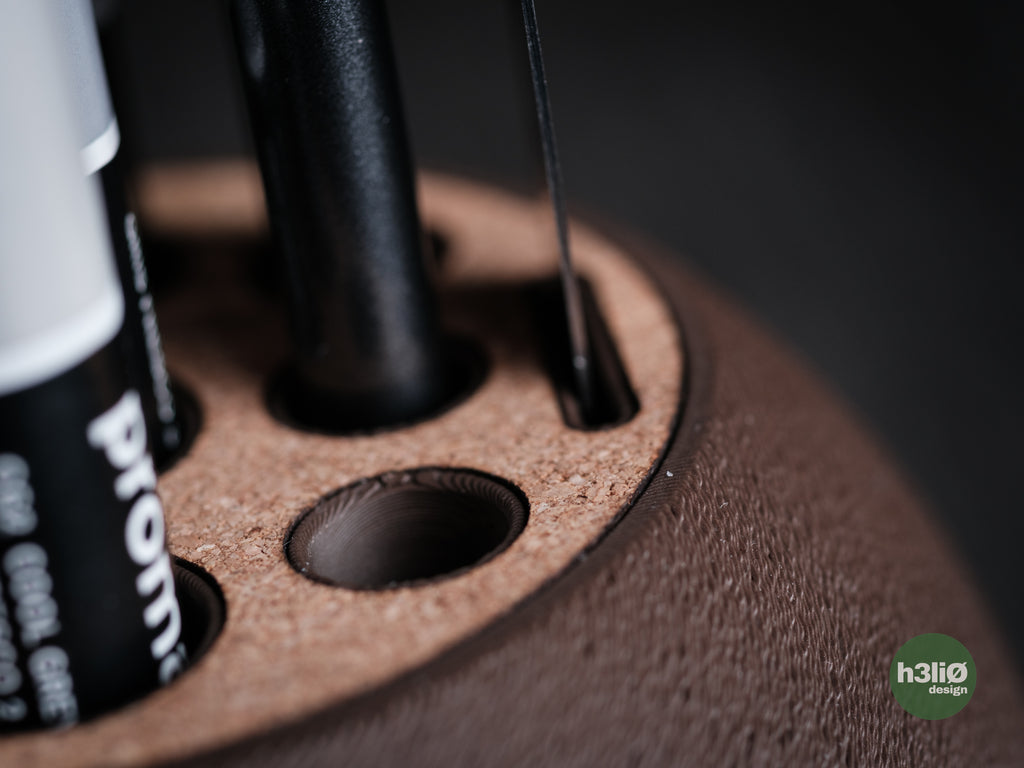 Gaia Pen Organizer — designer product photograph