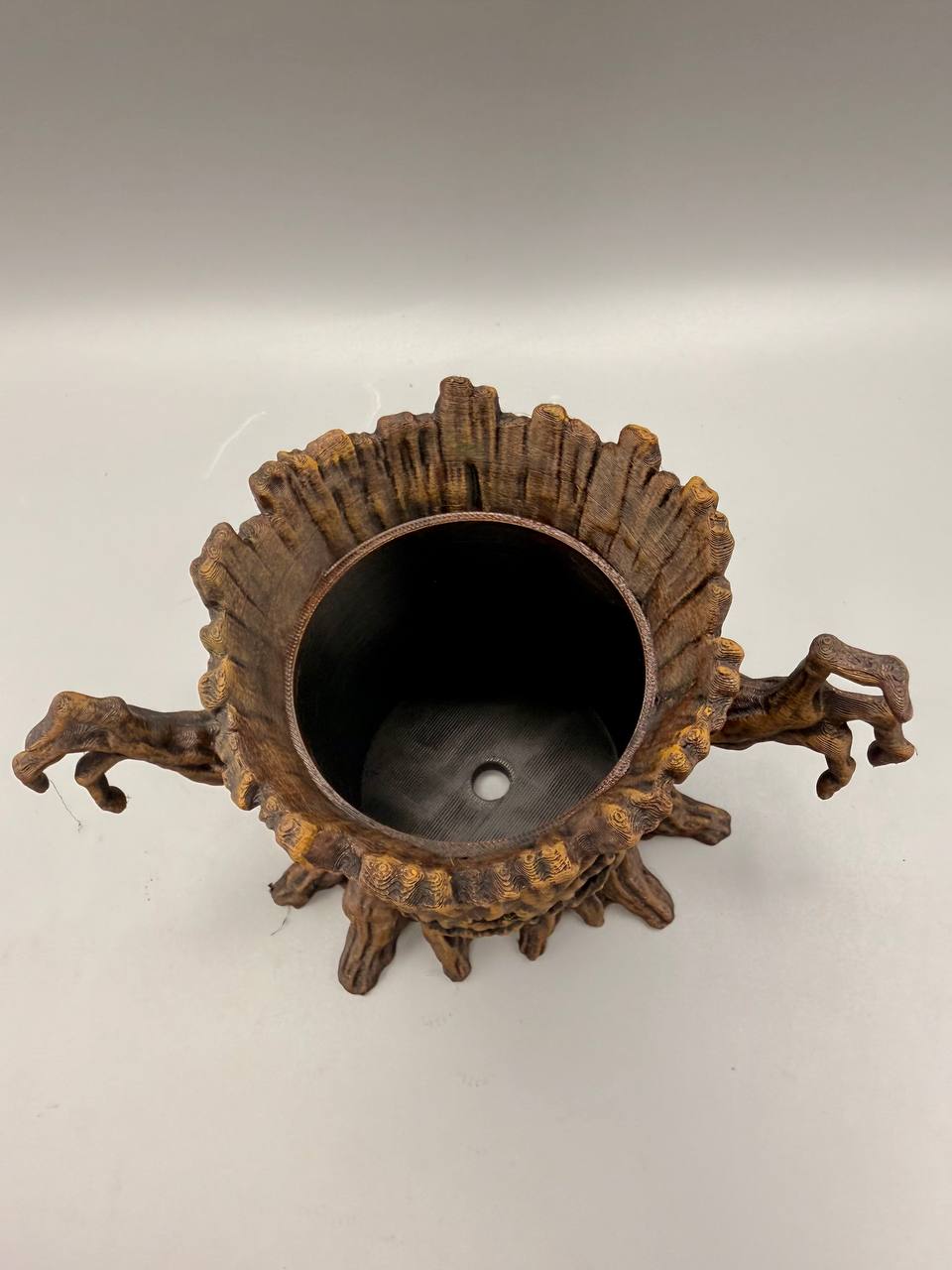 Haunted Hollow Planter – gallery