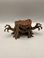 Haunted Stump Hideout – gallery