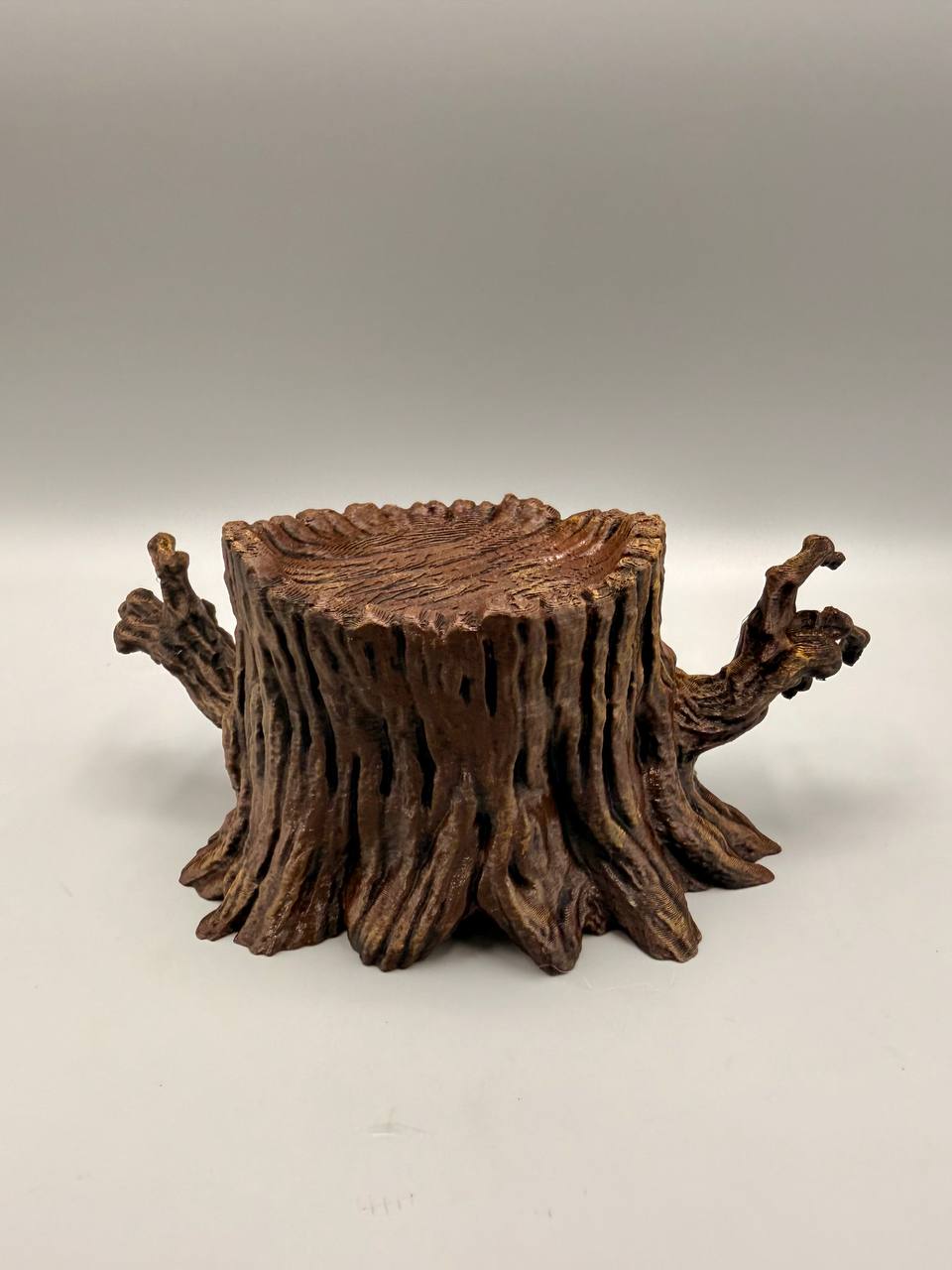 Haunted Stump Hideout – gallery