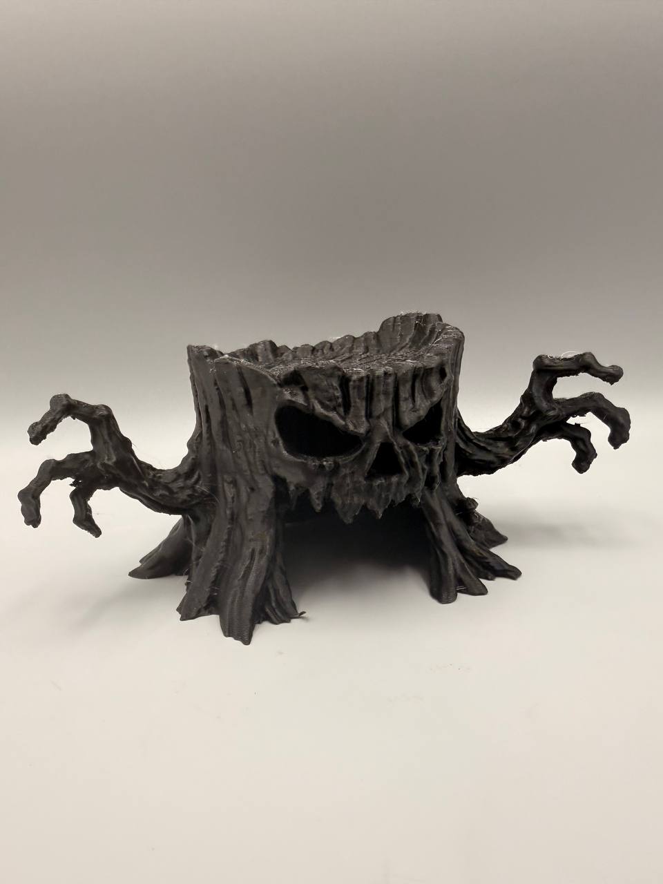 Haunted Stump Hideout – gallery