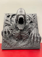 Xenomorph Alien 3D Background, printed panel with the figure emerging from the wall