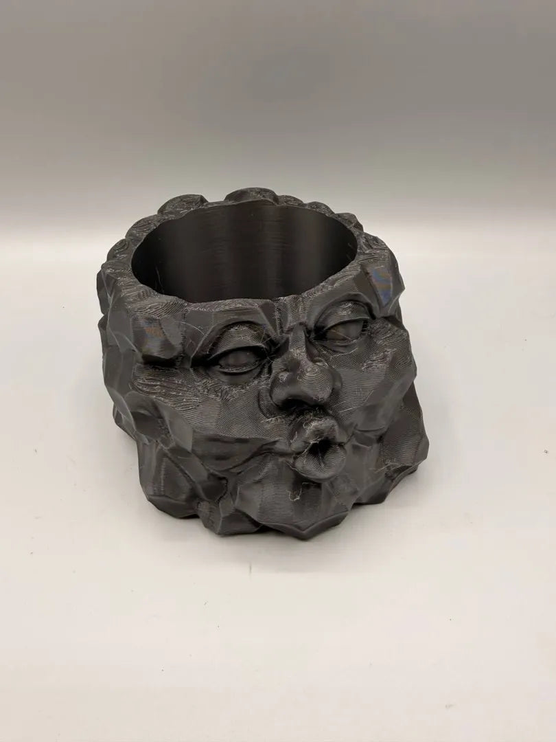 Kissing Stone Planter | A Little Kiss for Your Greenery Secondary image