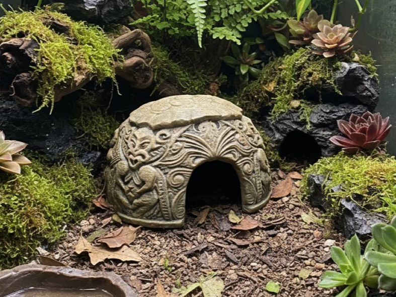 Maori Dome Hideout — licensed designer photo; supplied unpainted in your chosen colour