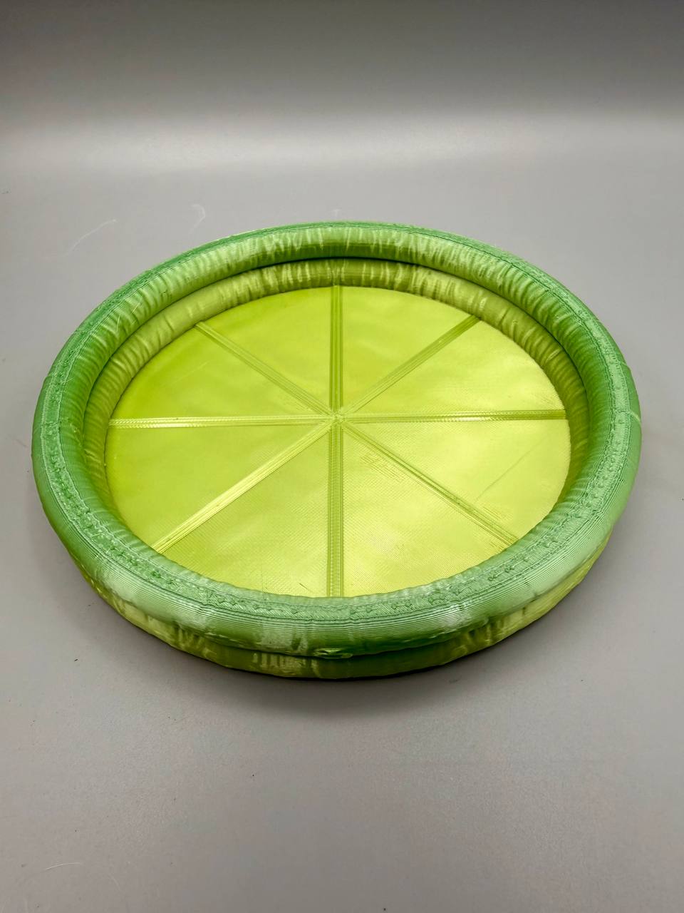 Planter Pool plant saucer — product view 4