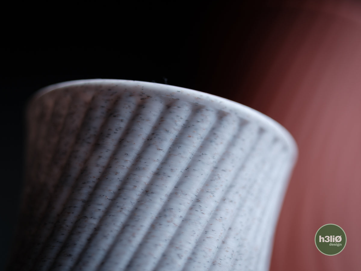 Quell Vase – gallery