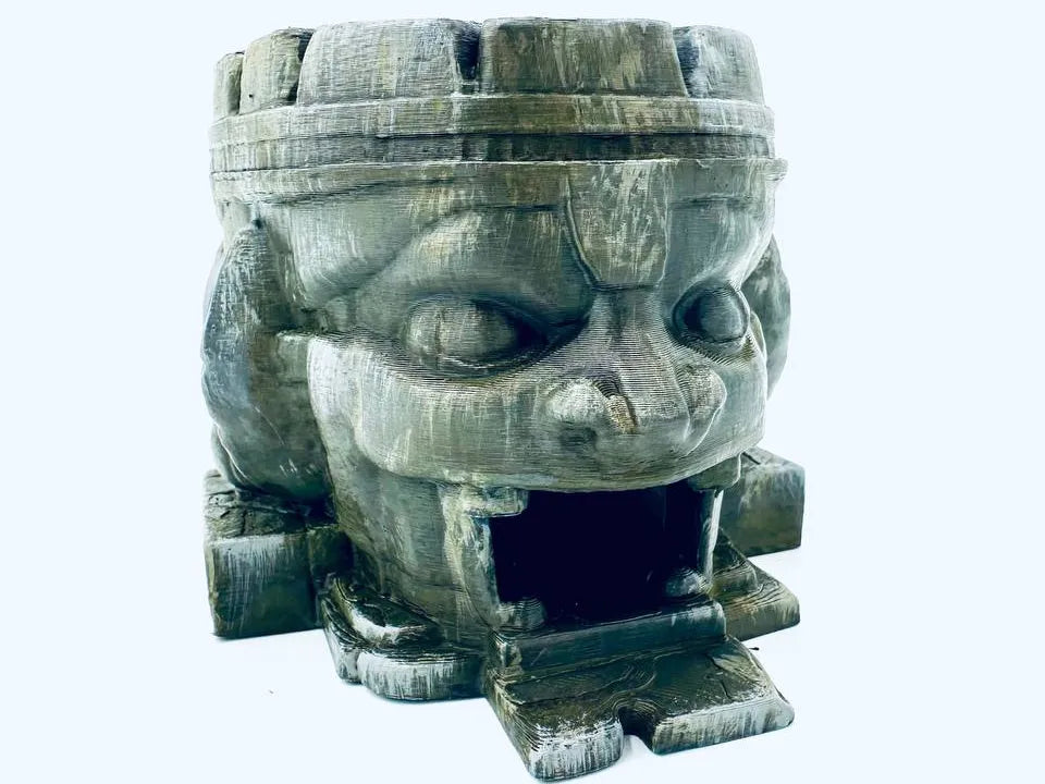 Ruins Hideout B — licensed designer photo of the hide and removable lid; supplied unpainted