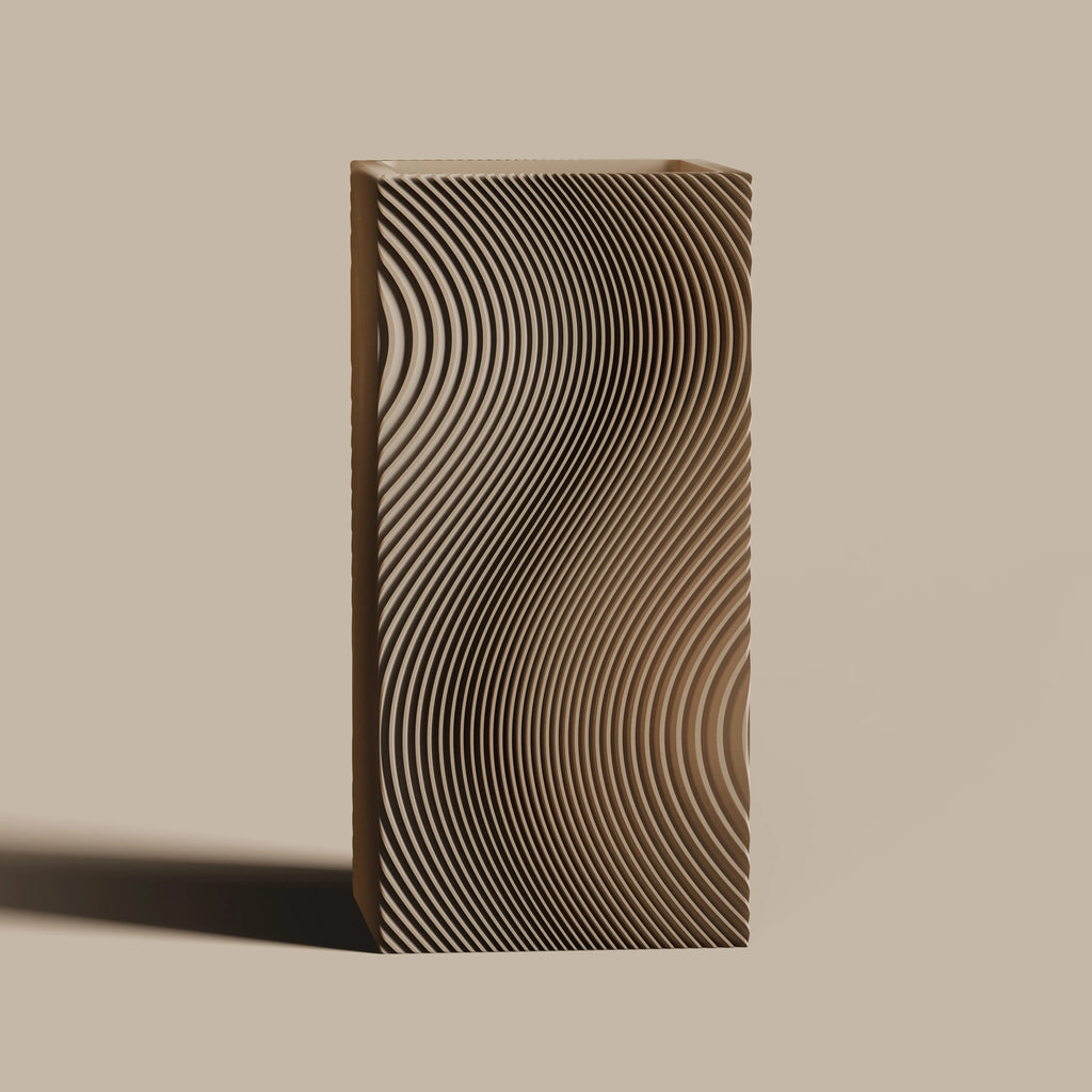 Sazanami II rippled vase, Size 1, 25 cm tall