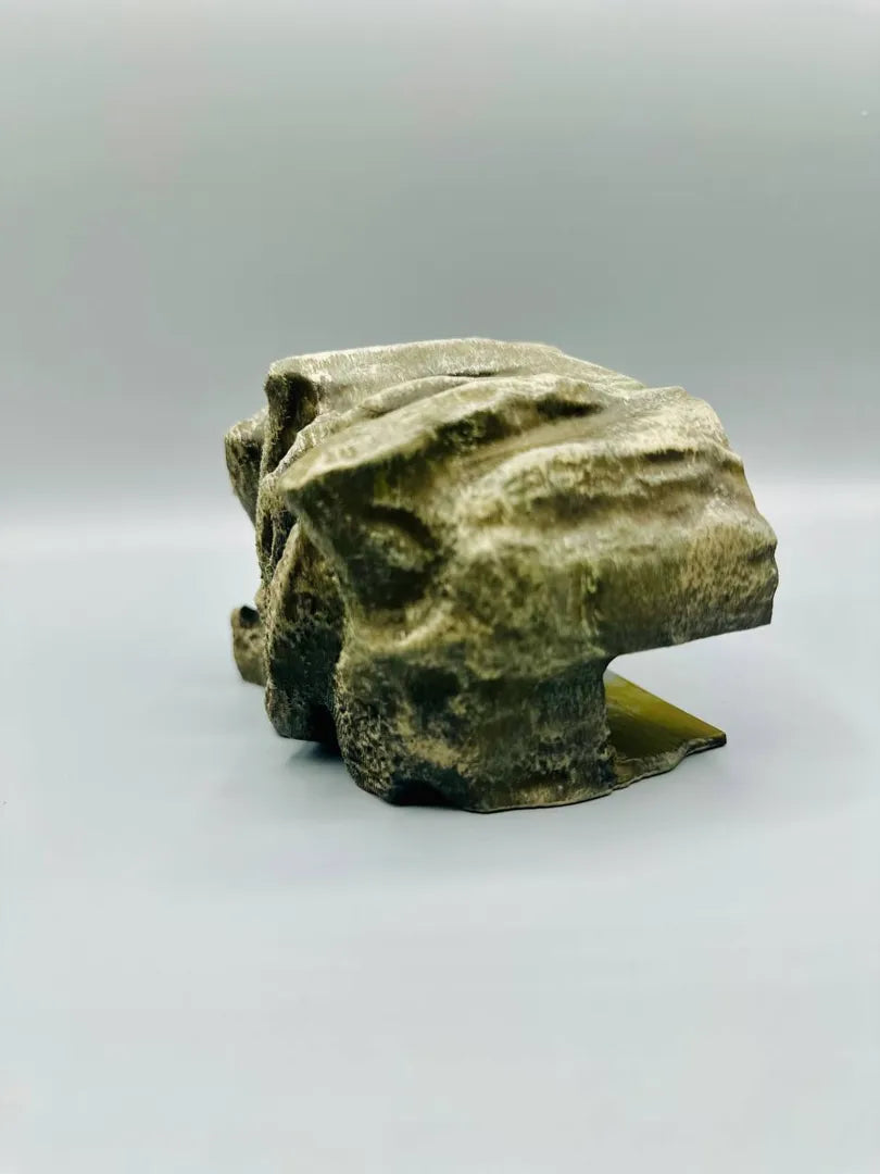 Silentview Stone — licensed designer photo showing open observation side; one unpainted PETG shelter supplied