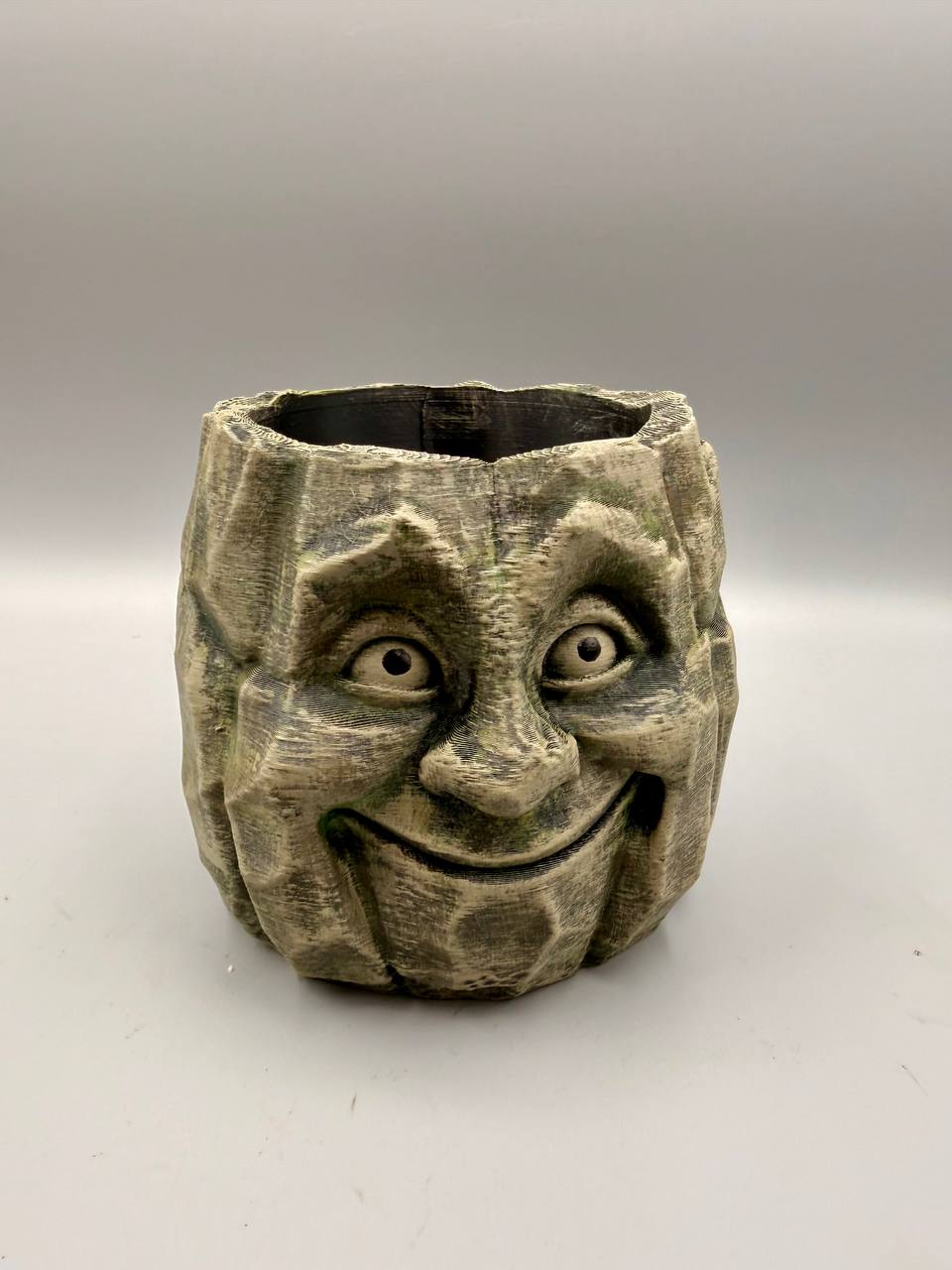 Smiling Stone Planter — product view 2