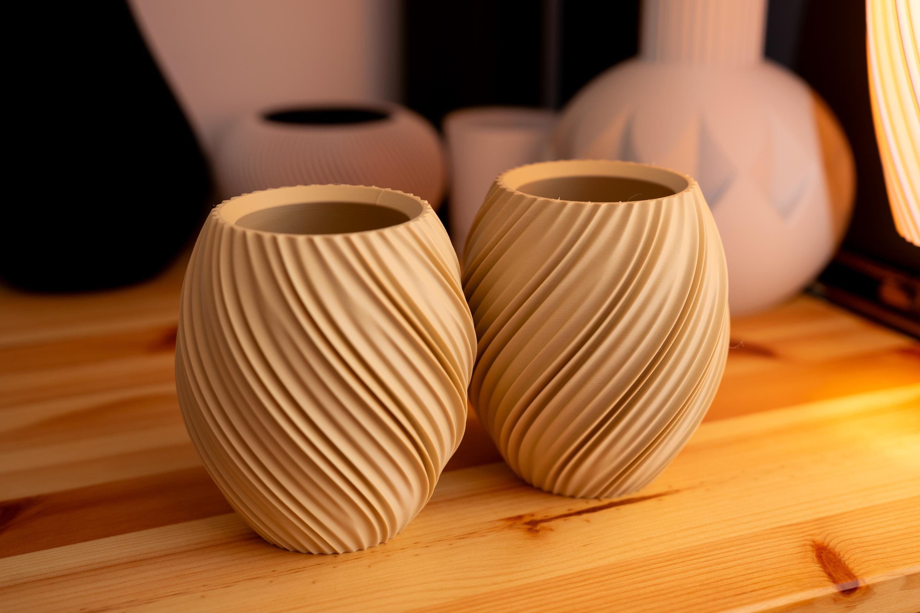 Aya and Sfera Toothbrush and Pencil Holder Secondary image