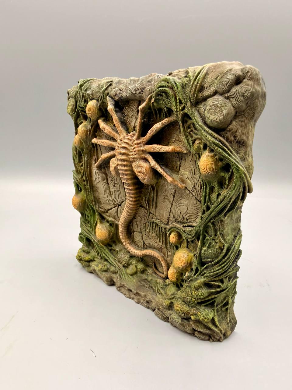 Facehugger 3D Background, 3D printed in PETG, view 3 of 8