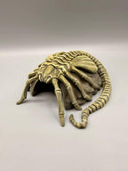 Facehugger Hideout, 3D printed in PETG, view 3 of 8