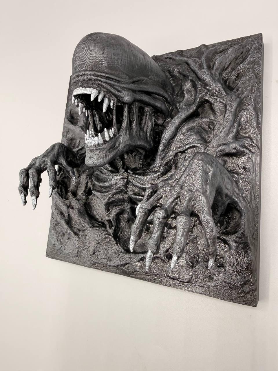 Xenomorph Alien 3D Background, 3D printed in PETG, view 4 of 8