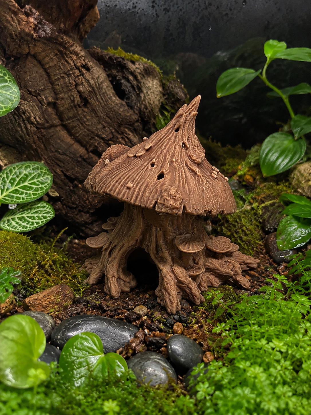 Magic Mushroom Hideout, 3D printed in PETG, view 3 of 8