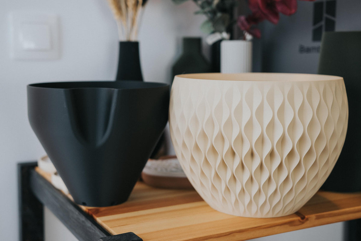 Kosa Sculptural Planters, 3D printed in PLA, view 3 of 10
