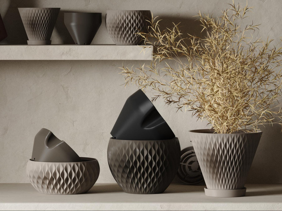 Kosa Sculptural Planters: Hira, Tsubo and Suehiro together on a shelf Main image