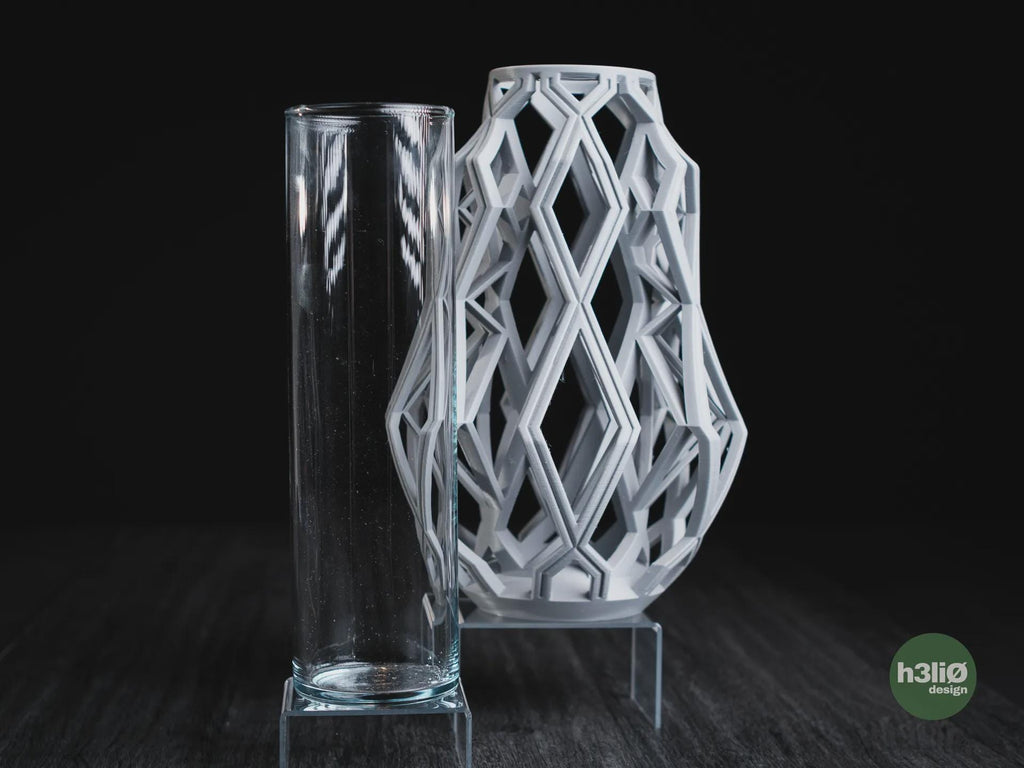 Cylink Geometric Vase, 3D printed in PLA, view 2 of 13