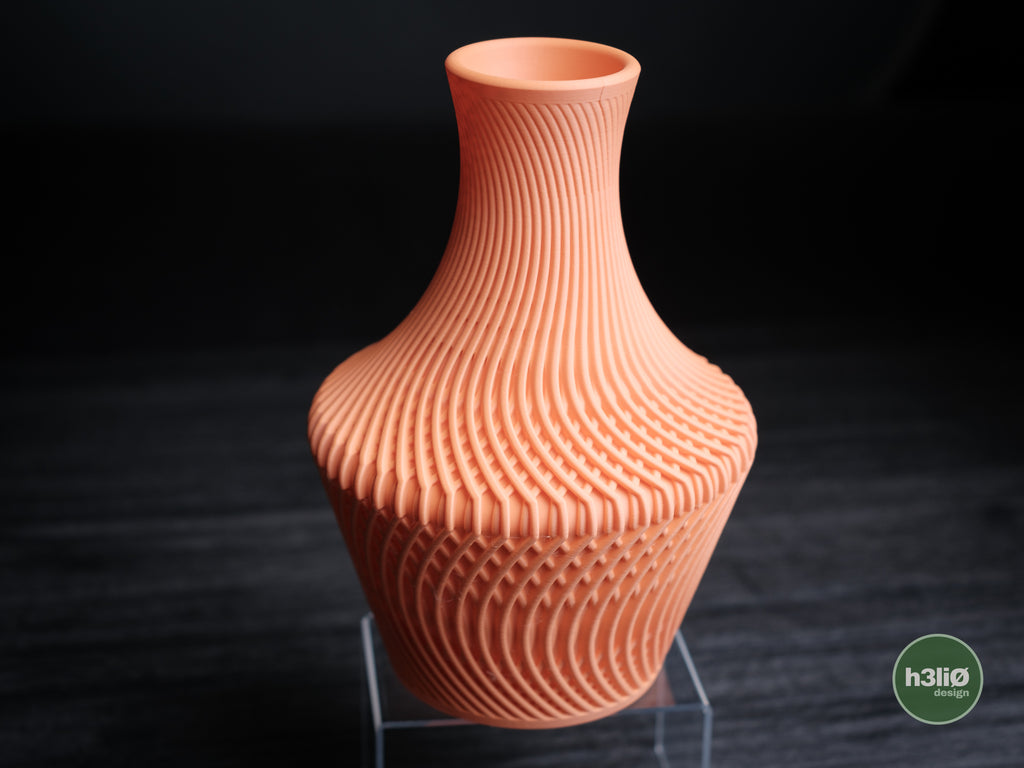 lucid vase – gallery